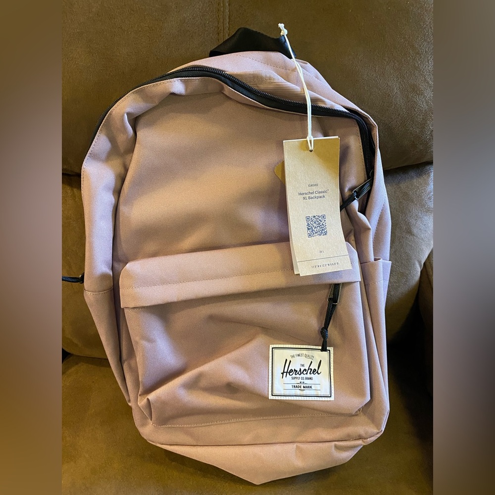Herschel Supply Company Classic XL Backpack in Pink